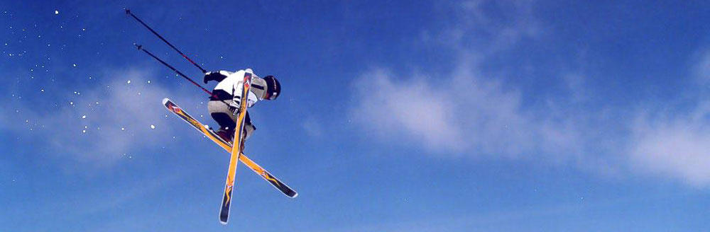 KlipSki - le système de porte skis et bâtons le plus facile et le plus  rapide au monde : : Sports et Loisirs